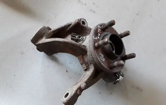 Ford Galaxy Front wheel hub