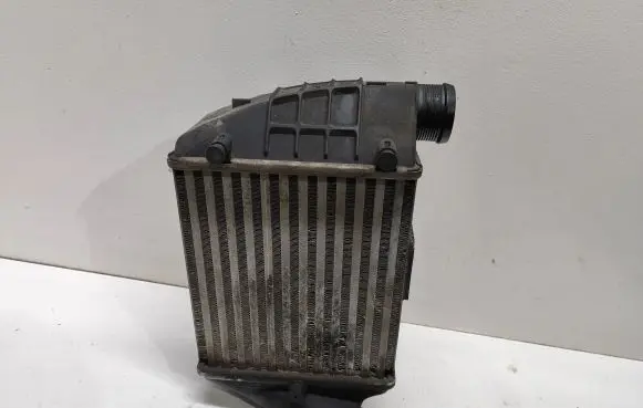 Audi A4 S4 B7 8E 8H Intercooler radiator 8E0145806L