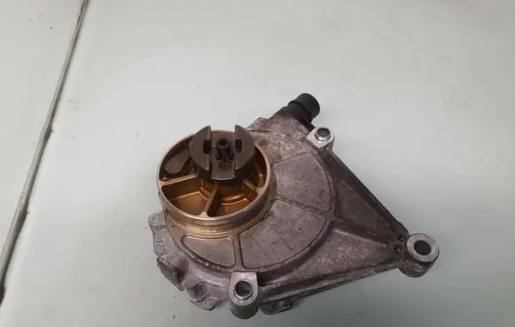 Vacuum pump