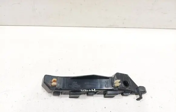 Hyundai Santa Fe Front bumper mounting bracket 865162B000
