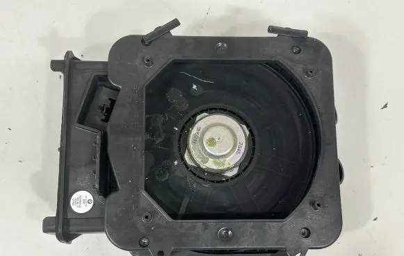 BMW X2 F39 Subwoofer speaker 9275995 7927997