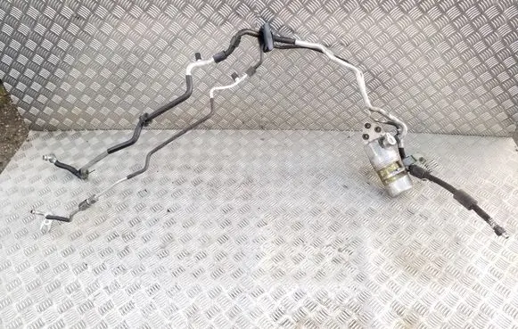 Audi A6 Allroad C5 Air conditioning (A/C) pipe/hose 4Z8260712C 4B0260759J
