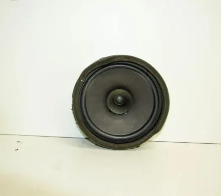 Mitsubishi Outlander Rear door speaker 8720A017