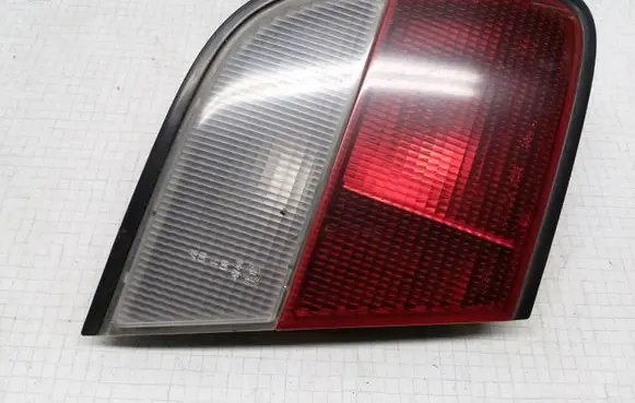 Nissan Almera Tailgate rear/tail lights