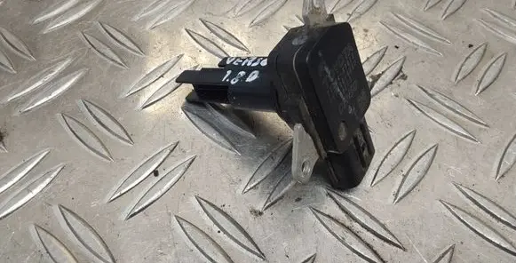 Toyota Verso Mass air flow meter 2220437010