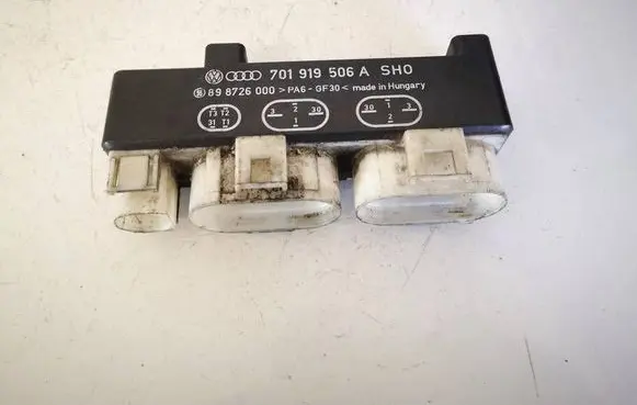 Volkswagen Sharan Coolant fan relay 701919506A