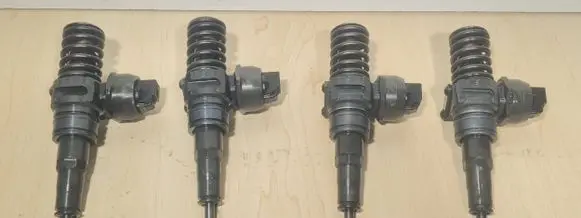 Skoda Superb B6 (3T) Fuel injector 038130073BQ