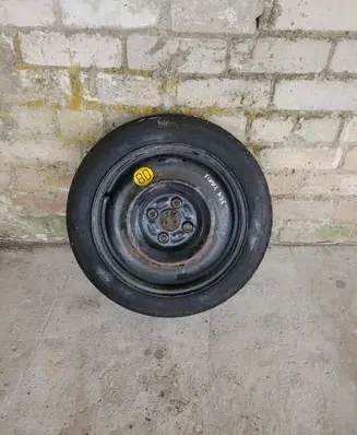 Toyota Yaris R14 spare wheel 