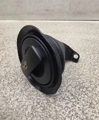 Porsche Cayenne (92A) Oil filler cap 057103482D