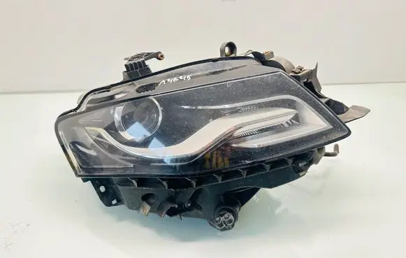 Audi A4 S4 B8 8K Headlight/headlamp 0301240272 8K0941004C LE07A6164
