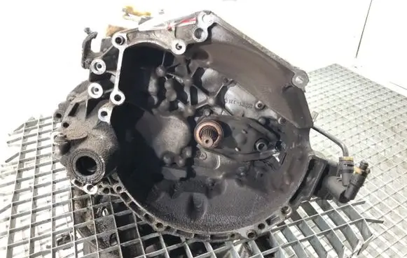 Peugeot 207 Manual 5 speed gearbox 20CQ65