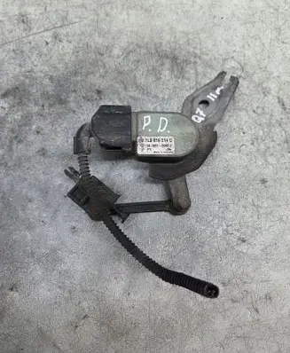 Audi Q7 4L Headlight/headlamp level sensor 7L0616214C