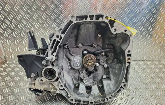 Nissan Micra Manual 5 speed gearbox S27725781 JR5137