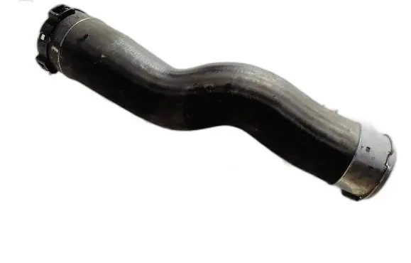 BMW 5 GT F07 Intercooler hose/pipe 521108a