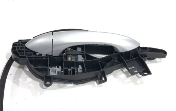 Rear door exterior handle