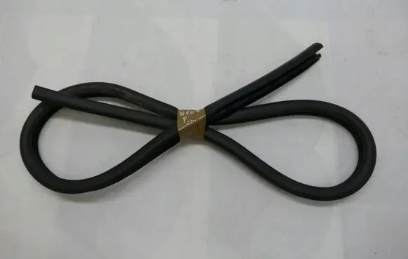 Mercedes-Benz E A207 Front door rubber seal A2076920476
