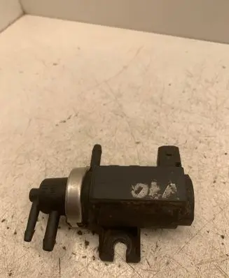 Volvo V70 Vacuum valve 72190320 019030