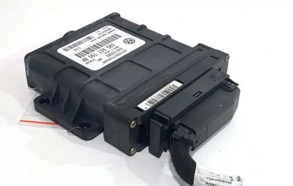 Volkswagen Touareg I Gearbox control unit/module 09D927750BP