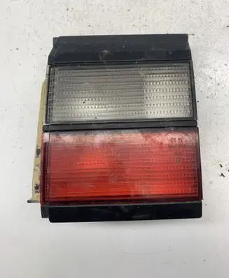 Volkswagen PASSAT B3 Tailgate rear/tail lights 357945108 321945259