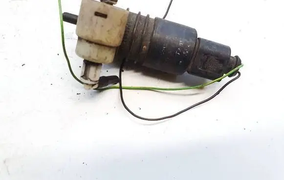 Volkswagen Golf V Windscreen/windshield washer pump 1j0973722