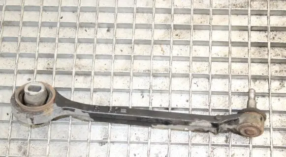 Chrysler 300 - 300C Front lower control arm/wishbone