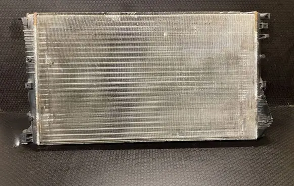 Opel Vivaro Coolant radiator D7R053TT TH042M41