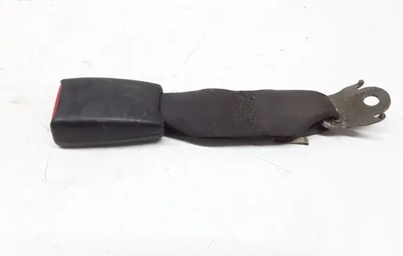 Subaru Legacy Rear seatbelt buckle