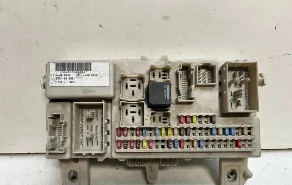 Ford Focus C-MAX Fuse module 4M5T14A073DG 00017686 519100606