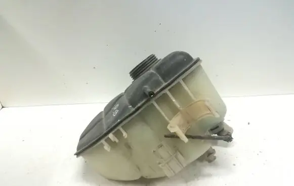 Mercedes-Benz C W203 Coolant expansion tank/reservoir 2035000049