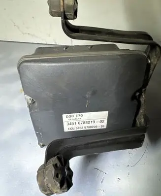 BMW X5 E70 ABS Pump 6788219