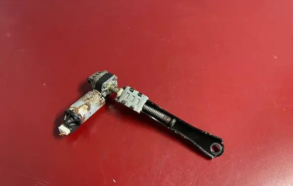 BMW X1 F48 F49 Seat adjustment motor 1161491
