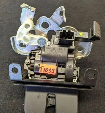 Skoda Octavia Mk3 (5E) Tailgate/trunk/boot lock/catch/latch 5E0827505