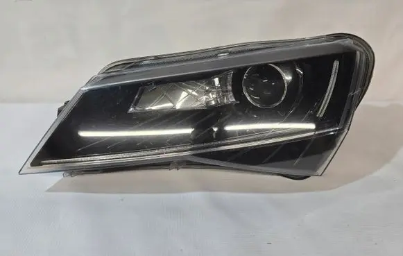 Skoda Superb B8 (3V) Headlight/headlamp 3V1941015B