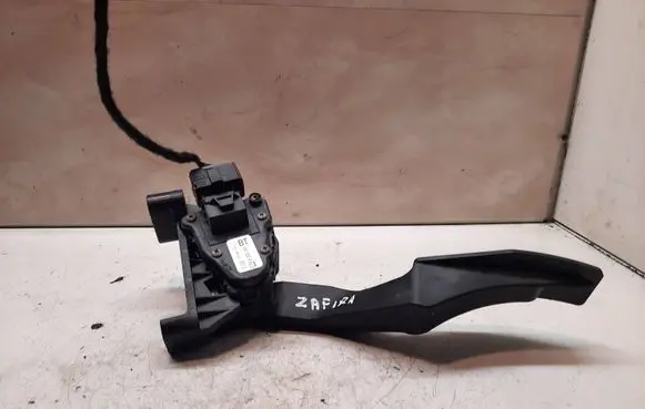 Opel Zafira A Accelerator throttle pedal 9202341 6PV00811400