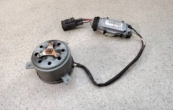 Mercedes-Benz E W212 Electric radiator cooling fan 1137328230AOP 1137328230