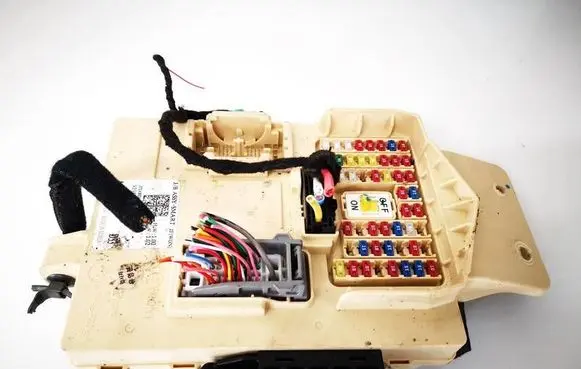 KIA Optima Fuse box set 91950d4330 91950-d4330