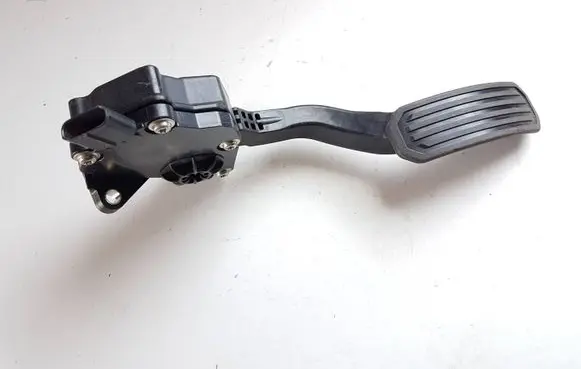 Lexus ES 250 - 300 - 330 Accelerator throttle pedal 7811033020 1988007190