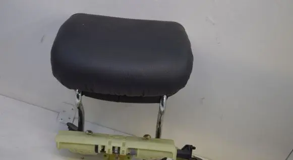 Mercedes-Benz S W220 Rear seat headrest 2208000375