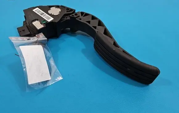 Renault Megane III Accelerator throttle pedal 180020022R IMPRK1572861