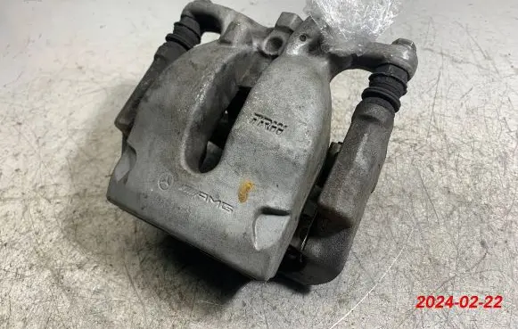 Mercedes-Benz GL X166 Rear brake caliper