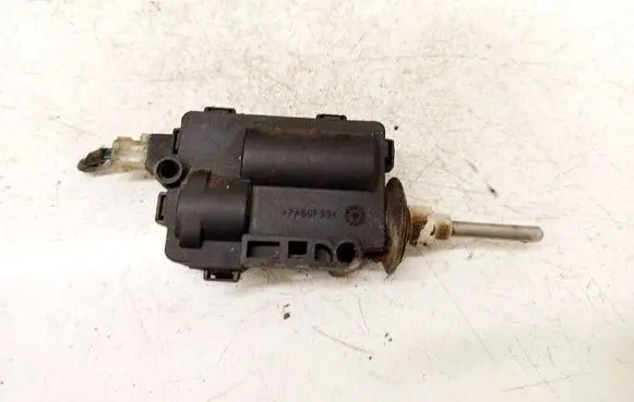 Opel Astra H Central locking motor