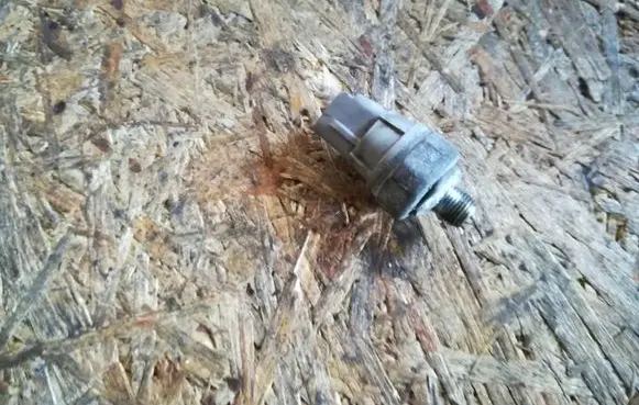 Honda Jazz Oil pressure sensor 