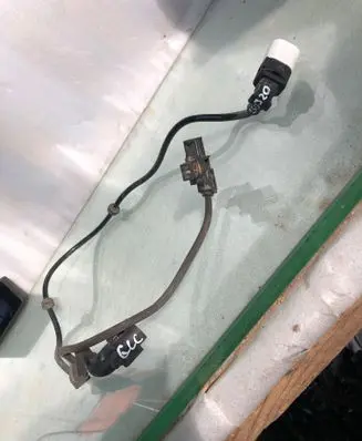Mercedes-Benz GLC X253 C253 Brake pads wear sensor A0575451928