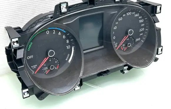 Volkswagen PASSAT B8 Speedometer (instrument cluster) 3G0920754B