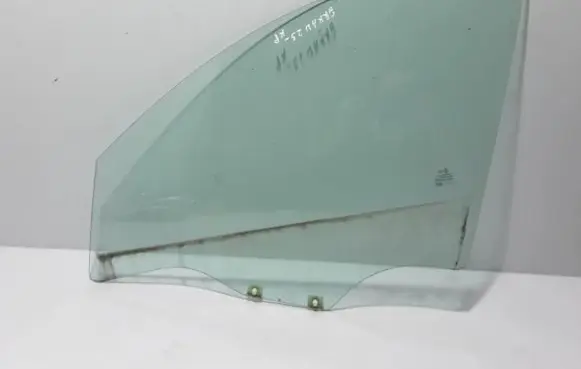 Renault Arkana Front door window glass four-door 803011910R
