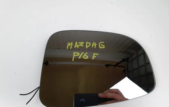 Mazda 6 Wing mirror glass KD45