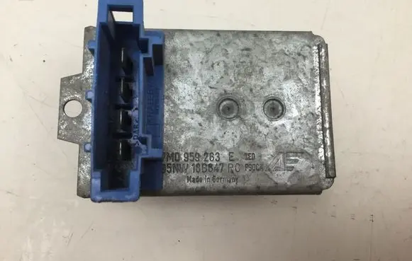 Volkswagen Sharan Heater blower motor/fan resistor 7M0959263E