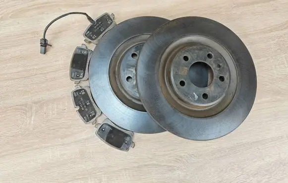 Audi A7 S7 4G Rear brake disc 4H0615601K