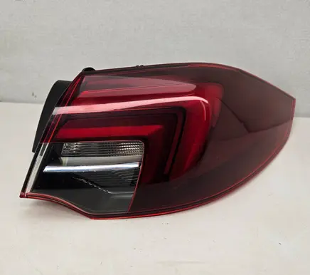 Opel Insignia B Rear/tail lights YR00147880