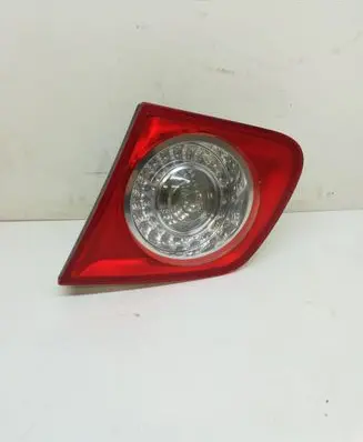 Volkswagen Jetta V Tailgate rear/tail lights 1K5945094 983152